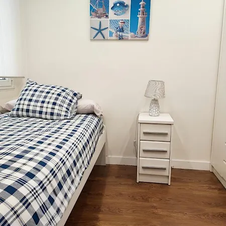 Moderno Y Equipado En Centro De Gijon. *
