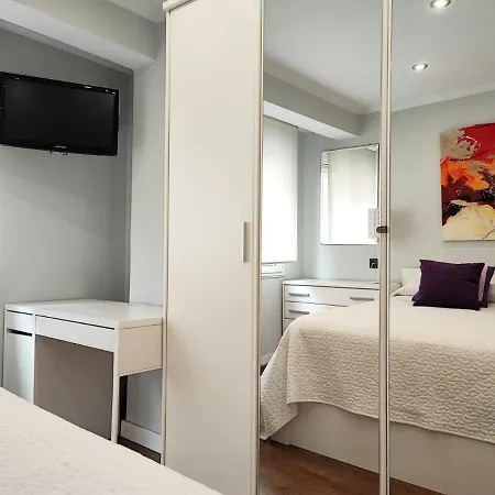 Moderno Y Equipado En Centro De Gijon. Apartment